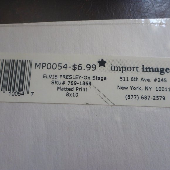 Matted Balck & White Photo Print Elvis Presley On Stage - Picture 3 of 3